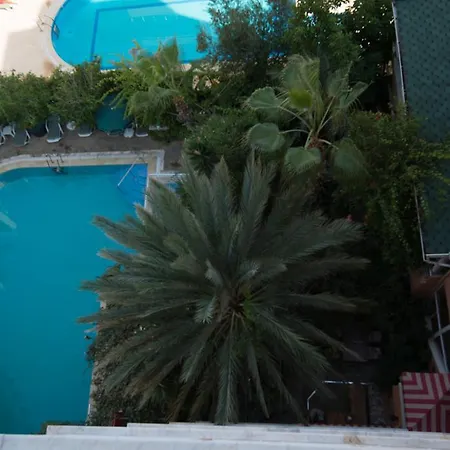 Гостьовий будинок Anik